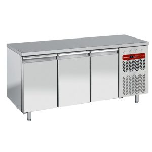 Gekoelde tafel, geventileerd, 3 deuren EN 600x400