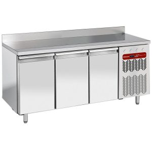Wandkoelwerkbank, geventileerd, 3 deuren EN 600x400, 550 liter